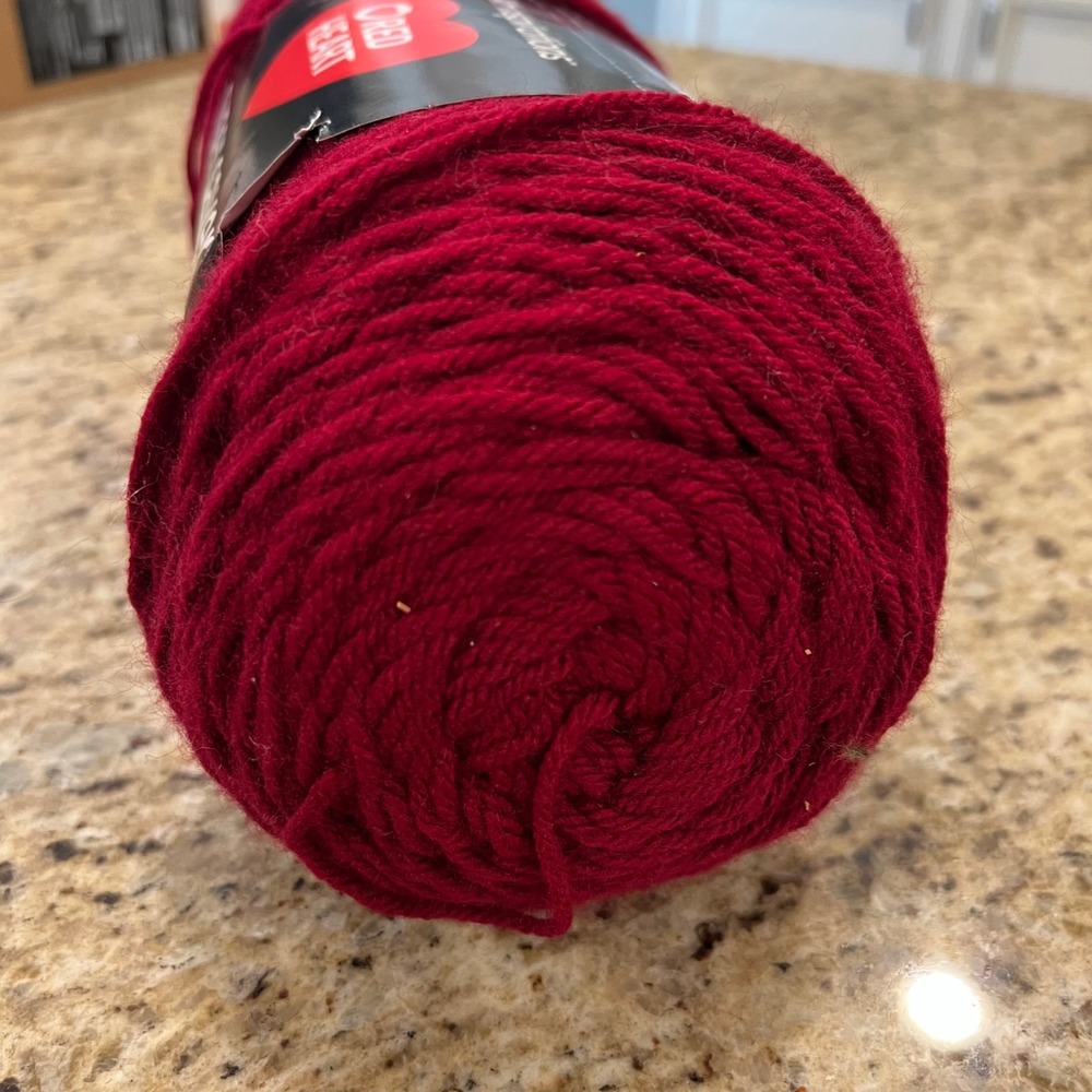 Red Heart Super Saver Jumbo Yarn Burgundy 14oz 744yd Medium 4 Acrylic E302C 0376 - Picture 2 of 3